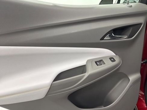Used 2022 Chevrolet Bolt EUV Premier w/ Sun & Sound Package image 12