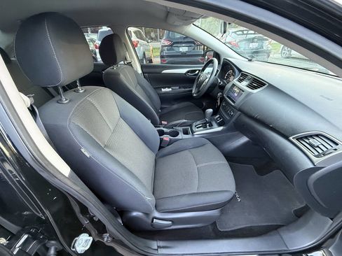 Used 2017 Nissan Sentra S image 11