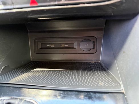 Used 2021 Volkswagen Atlas SEL FWD image 25