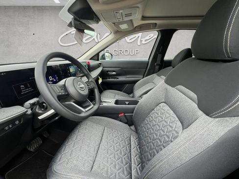 New 2026 Nissan Kicks SV w/ SV Premium Package FWD image 20