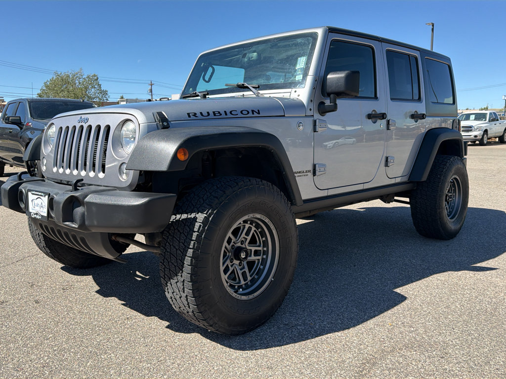 Used 2014 Jeep Wrangler Unlimited Rubicon w/ Max Tow Package AWD/4WD image 3