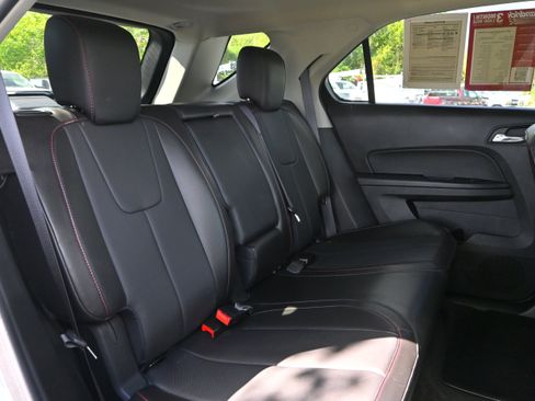 Used 2017 Chevrolet Equinox Premier w/ Enhanced Convenience Package image 11