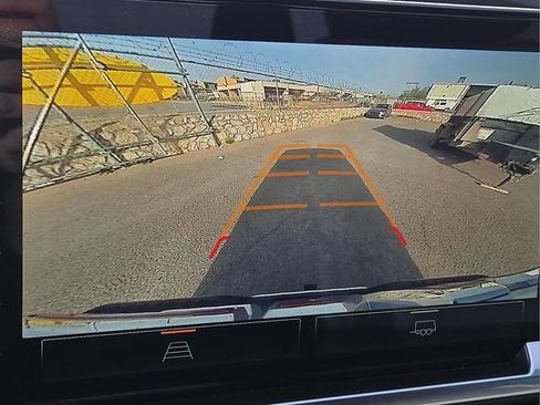 Used 2025 GMC Sierra 1500 SLT image 28