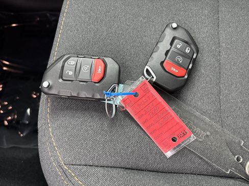 Certified 2024 Jeep Wrangler Sport S image 37