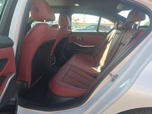 Used 2025 BMW 330i xDrive Sedan image 7