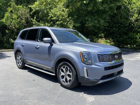 Used 2021 Kia Telluride EX AWD/4WD image 2