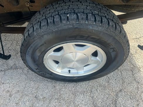 Used 2004 GMC Sierra 1500 SLE image 24