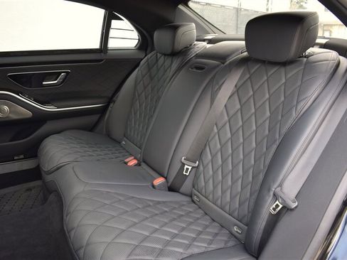 Used 2024 Mercedes-Benz S 500 4MATIC image 34