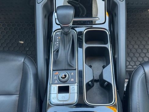 Used 2022 Kia Telluride S AWD/4WD image 17