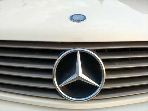 Used 1997 Mercedes-Benz SL 320 image 26