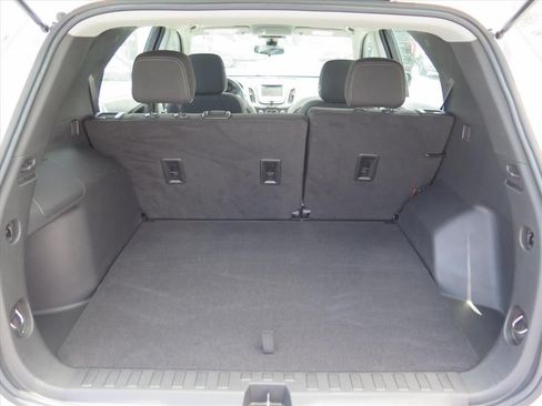 Used 2022 Chevrolet Equinox LS FWD image 17