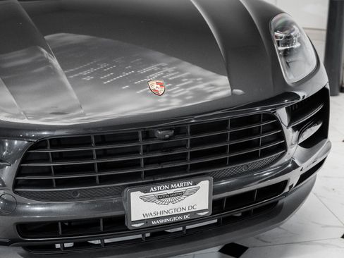 Used 2021 Porsche Macan S image 11