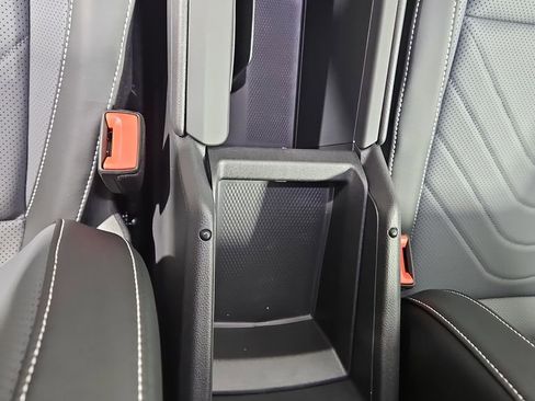 New 2026 Volkswagen Tiguan SE AWD/4WD image 24