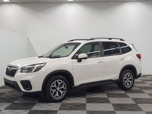 Used 2021 Subaru Forester Premium AWD/4WD image 3
