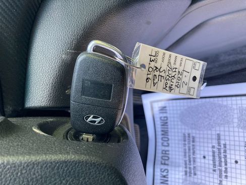 Used 2019 Hyundai Tucson SE AWD/4WD image 36
