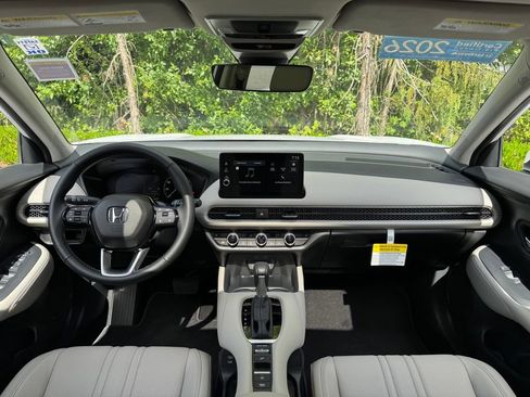 Certified 2026 Honda HR-V EX-L image 5