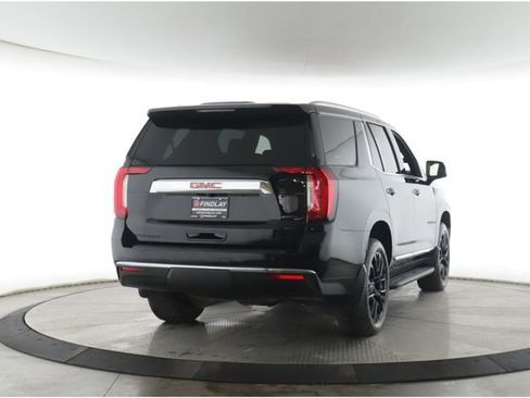 Used 2023 GMC Yukon SLT w/ SLT Premium Package AWD/4WD image 7