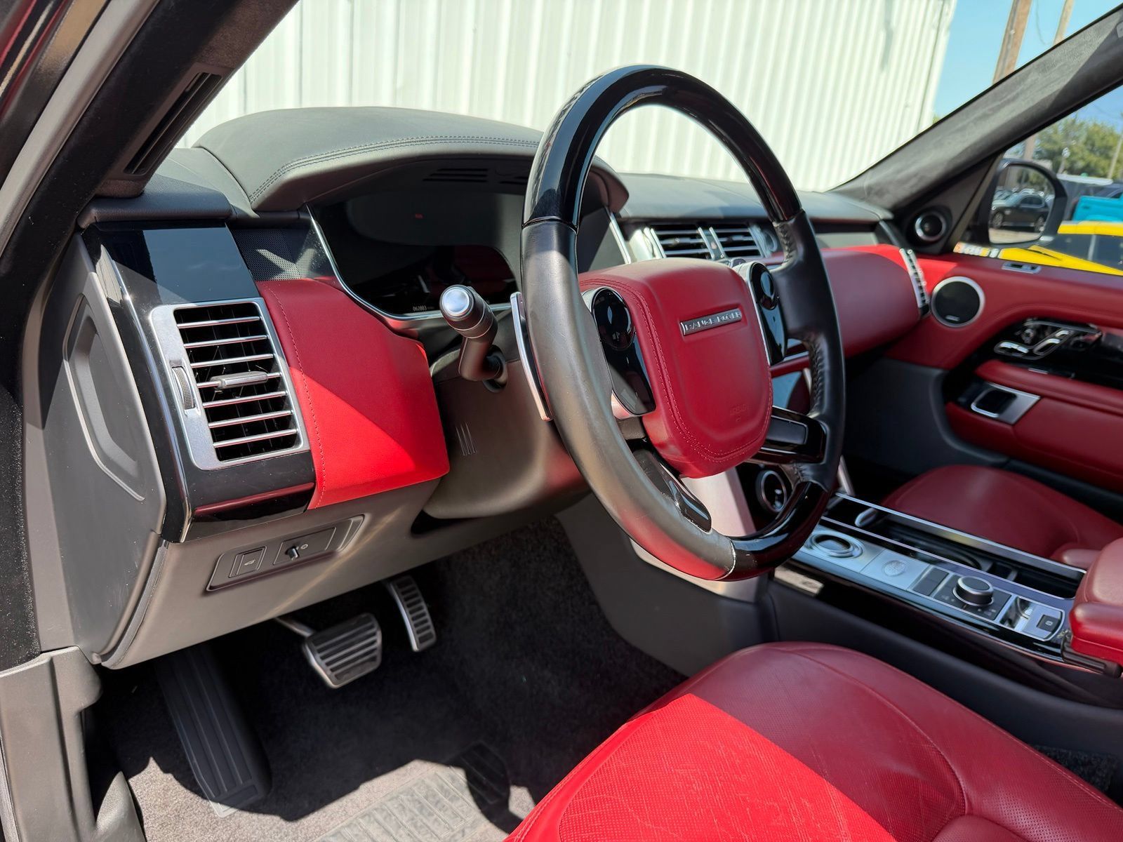 Used 2018 Land Rover Range Rover Autobiography AWD/4WD image 17