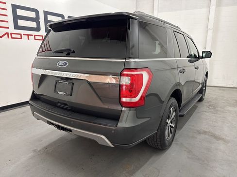 Used 2019 Ford Expedition XLT image 4
