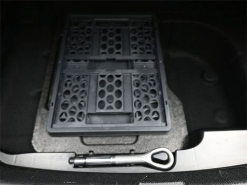 Certified 2020 Mercedes-Benz E 350 Sedan image 25