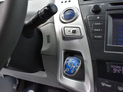 Used 2012 Toyota Prius V Five FWD image 43