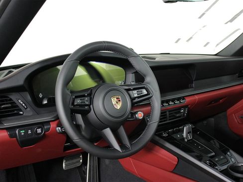 New 2026 Porsche 911 Targa 4S image 4