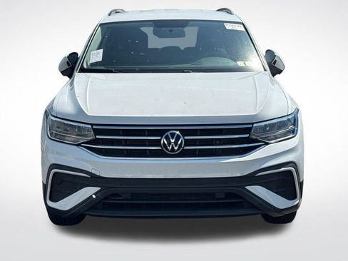 Used 2022 Volkswagen Tiguan S FWD image 3