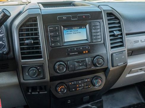 Used 2020 Ford F350 XL w/ Power Equipment Group image 27