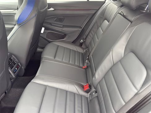 New 2026 Volkswagen Golf image 26