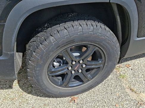 Used 2023 GMC Acadia AT4 AWD/4WD image 6