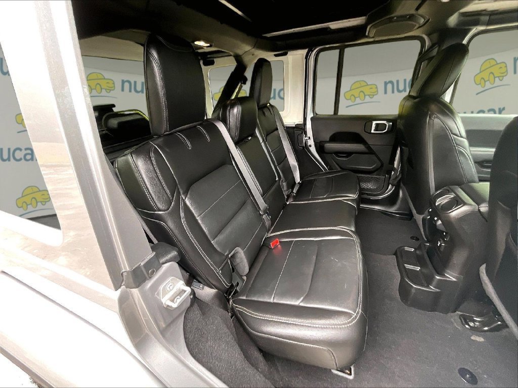 Used 2020 Jeep Wrangler Unlimited Sahara w/ Uconnect 4C Nav & Sound Group AWD/4WD image 19