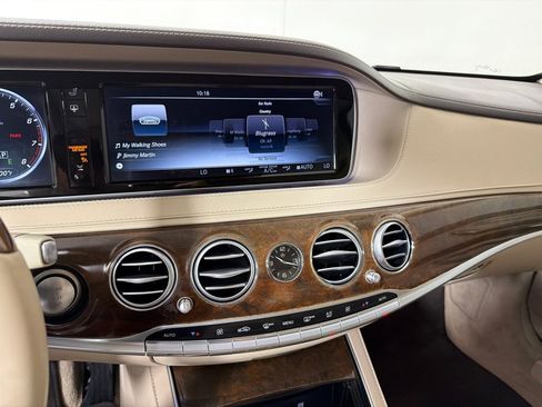 Used 2017 Mercedes-Benz S 550 4MATIC Sedan image 18