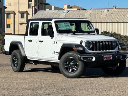 New 2026 Jeep Gladiator Sport