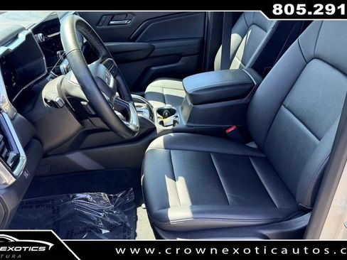 Used 2024 GMC Canyon Elevation w/ Elevation Premium Package AWD/4WD image 19