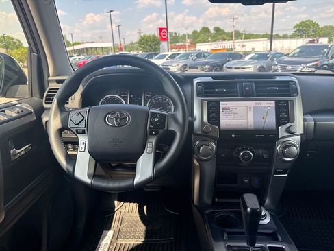 Used 2024 Toyota 4Runner TRD Sport w/ Technology Package AWD/4WD image 24