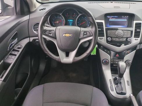Used 2014 Chevrolet Cruze LT FWD image 14