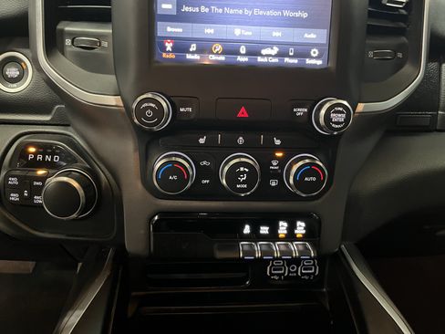 Used 2020 RAM 1500 Big Horn AWD/4WD image 23