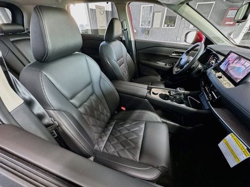 New 2026 Nissan Rogue Platinum w/ Platinum Premium Package AWD/4WD image 25