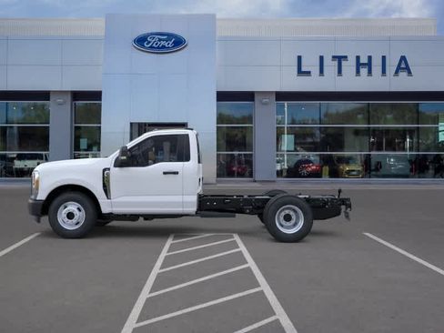New 2026 Ford F350 XL RWD image 3
