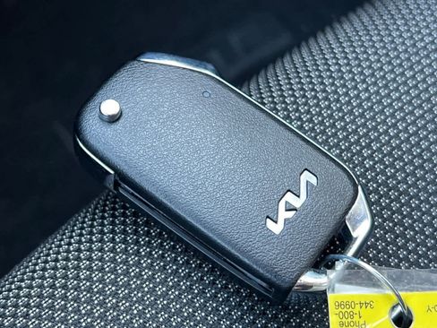 Used 2023 Kia Forte LXS image 26