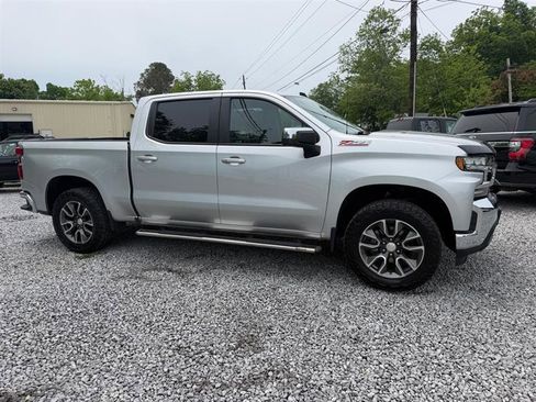 Used 2021 Chevrolet Silverado 1500 LT AWD/4WD image 9