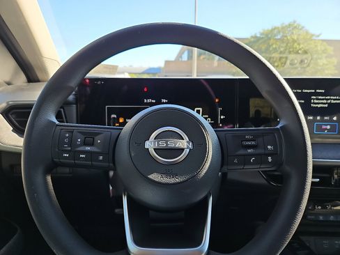 New 2026 Nissan Kicks SV w/ SV Premium Package image 15