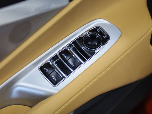 Used 2023 Chevrolet Corvette Stingray Preferred Conv w/ Z51 Performance Package RWD image 11