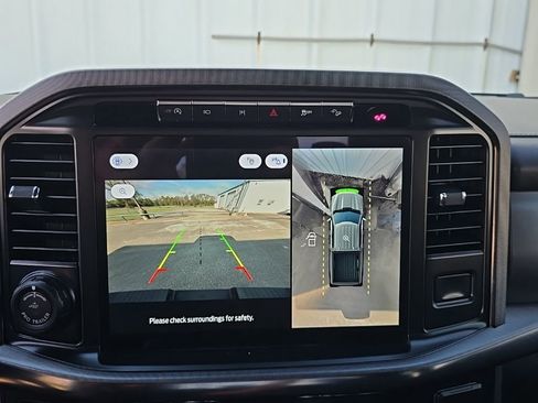 Used 2024 Ford F150 Platinum w/ FX4 Off-Road Package image 28