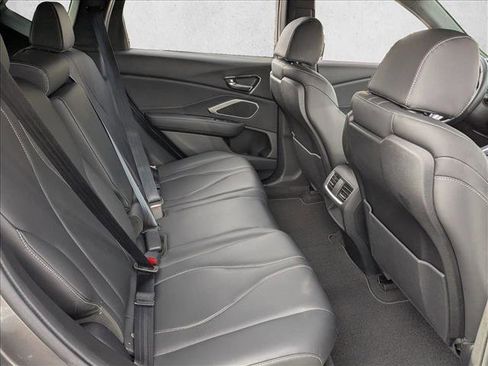 Used 2025 Acura RDX SH-AWD image 21