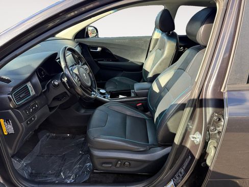 Used 2019 Kia Niro EX Premium image 10