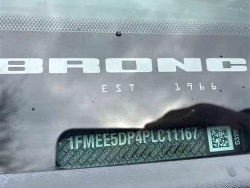 Used 2023 Ford Bronco Wildtrak image 21