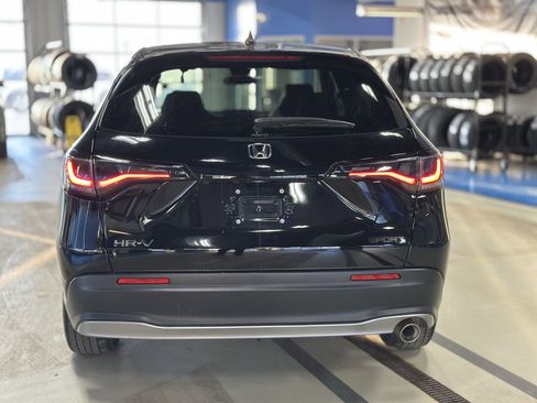 Used 2024 Honda HR-V Sport image 5