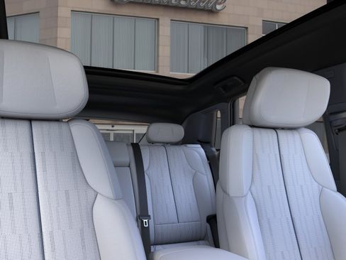New 2026 Cadillac Lyriq Luxury AWD/4WD image 24