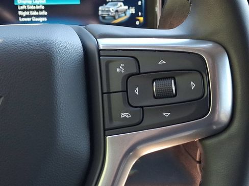 Used 2025 Chevrolet Silverado 2500 LTZ AWD/4WD image 23